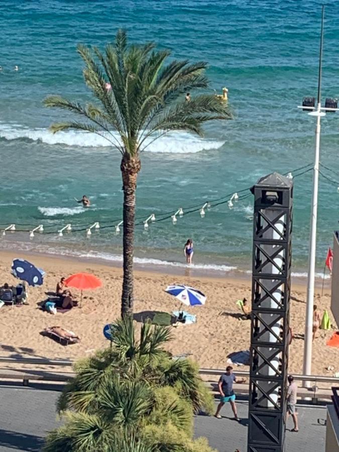 Apartamento Giner, Muy Centrico, Soleado, En Pleno Casco Historico, Frente La Playa De Levante, A Unos Pasos, Con Vistas Al Mar Appartement Benidorm
